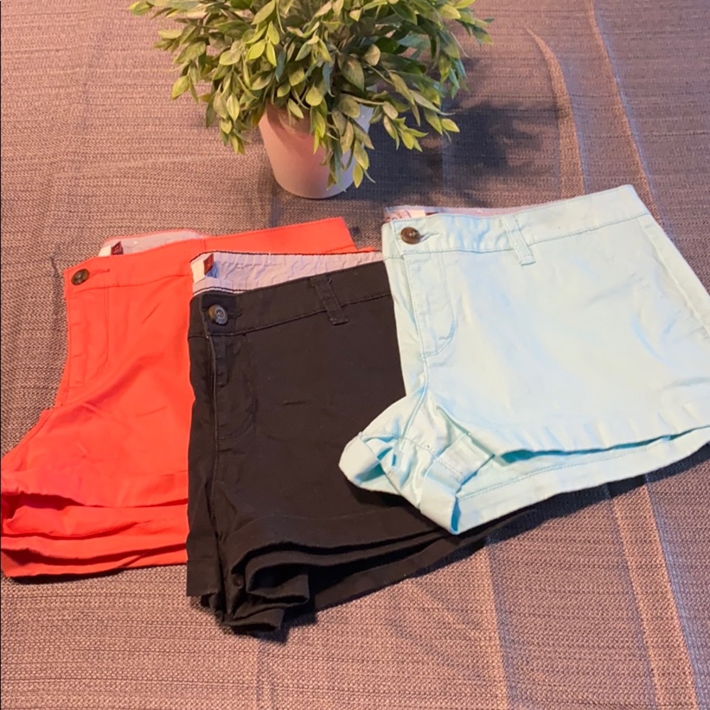Junior Shorts Size 17